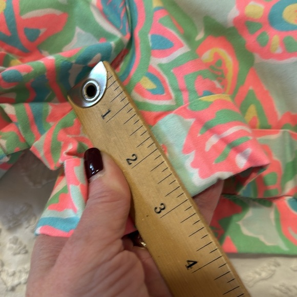 Lilly Pulitzer Barclay 3 inch length Chino Multicolor shorts Women’s Size 10 - Picture 7 of 10